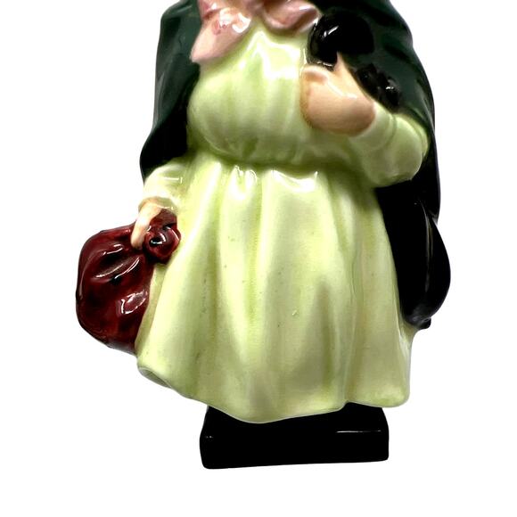 Royal Doulton Sairy Gamp Bone China Figurine Made in England 4.25" Tall EUC - Picture 6 of 8